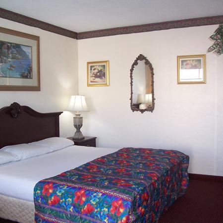 Budget Inn - São Petersburgo Quarto foto